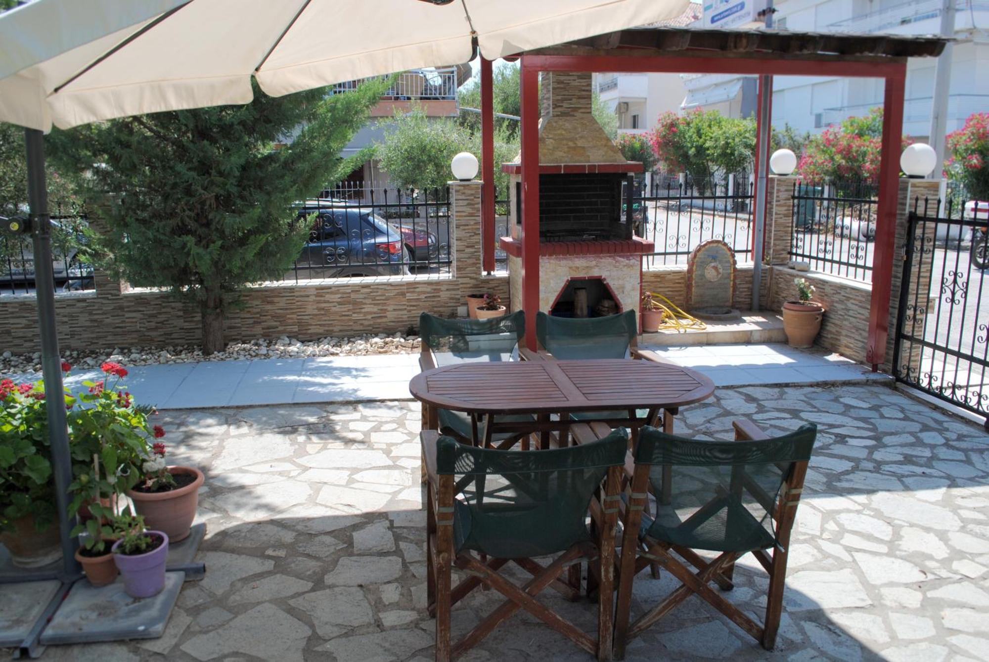 Artemis Apartments Paralia Dionysiou Exterior foto